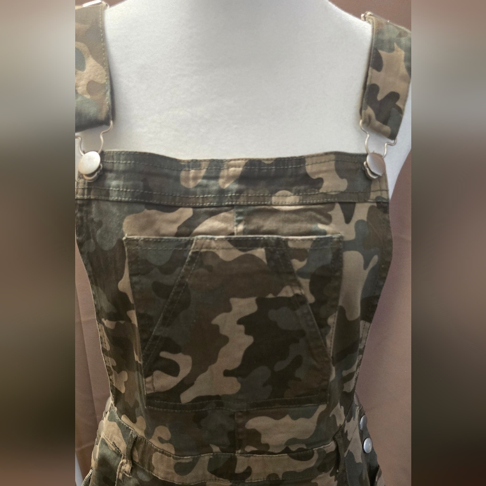 Camouflage Overall Dress - Picture 5 of 5